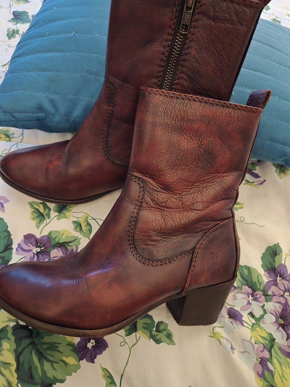 Frye Women's Dark Red Leather Zip Ankle Boots Vintage 2014 - Picture 4 of 5